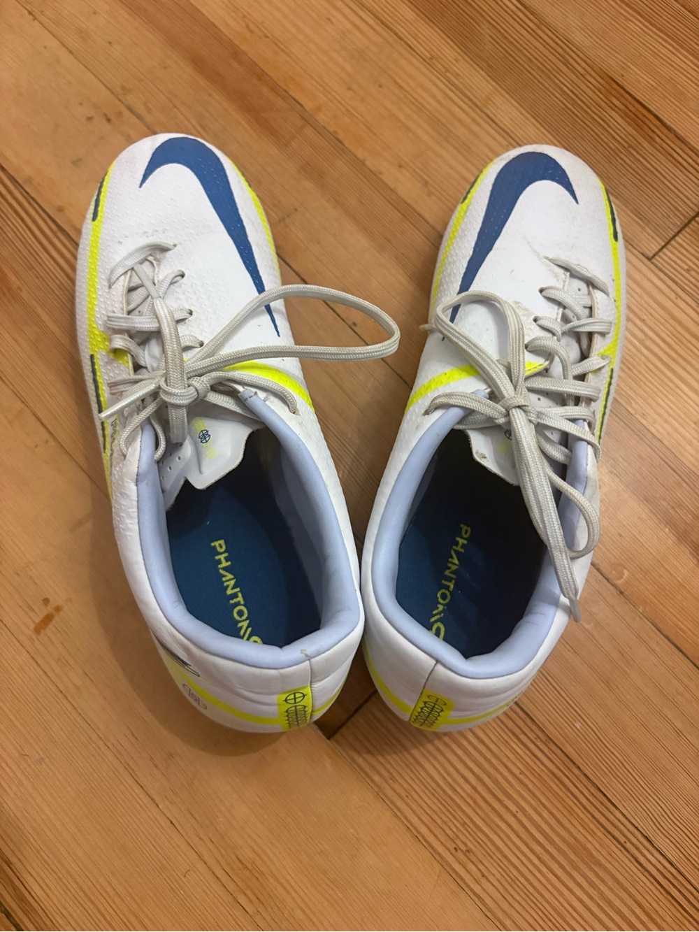Nike Phantom GT2 Academy MG Soccer Cleats M5/W6.5 EU37.5